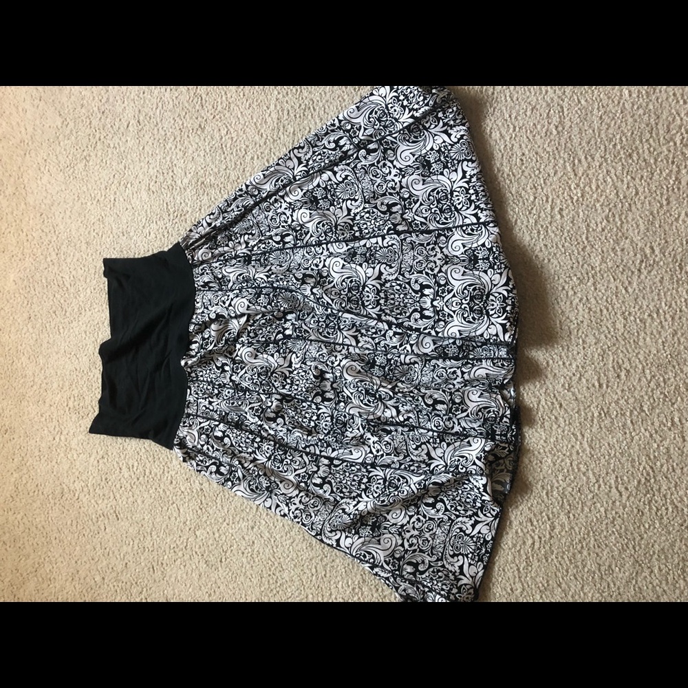 Skit or dress